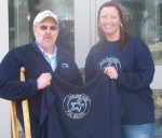 pulaski__Carolyn_&_Mayor_Blue_Ribbon Pulaski Helps Fight Cancer