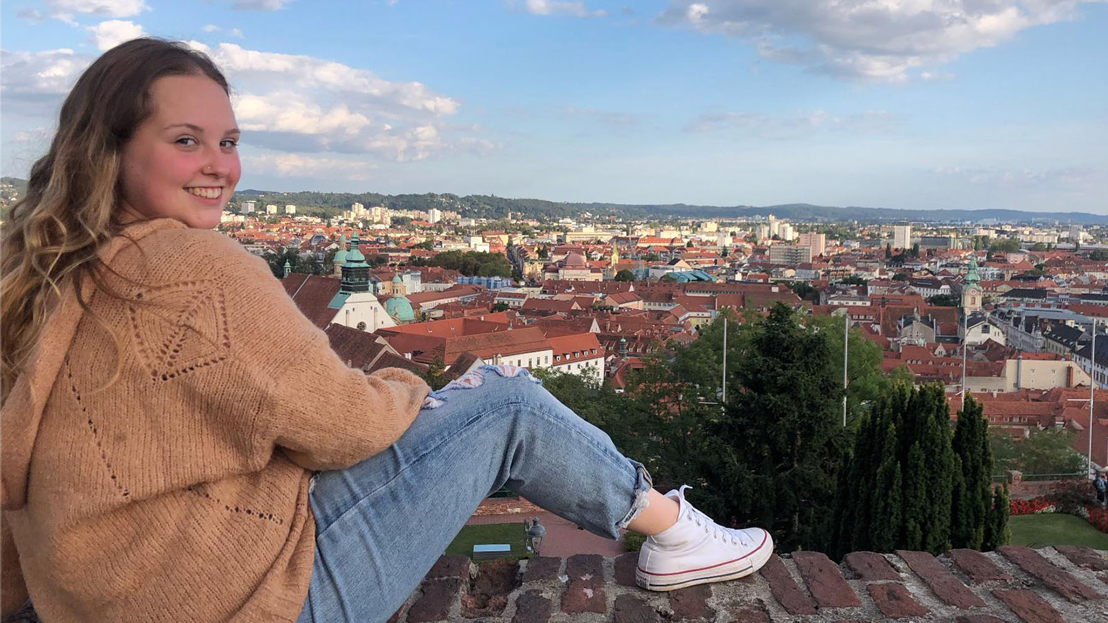 SUNY Oswego Student Earns Award Supporting Year-Long Teaching Opportunity In Austria - Vimarsana News